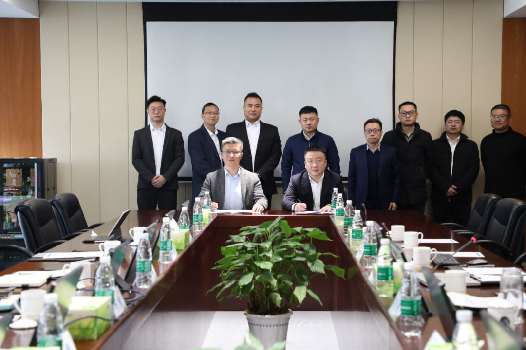 ǩԼµäÀñÏÖ³¡.jpg ǩԼµäÀñÏÖ³¡.jpg